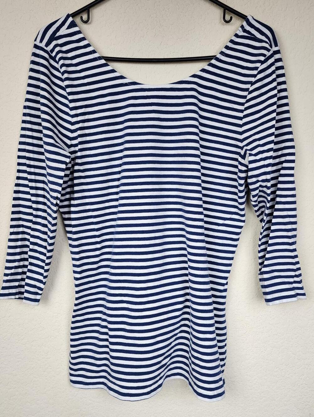 Forever 21 Plus Size Navy and White Striped 3/4 Sleeve Top